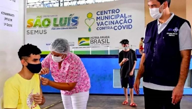 São Luís é 1ª capital a aplicar vacina em toda população maior de 12 anos