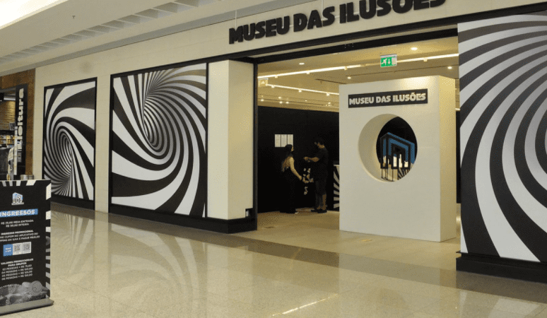 Museu das Ilusões estende temporada em São Luís até dezembro A mostra oferece uma experiência divertida aos visitantes, que podem tirar fotos e gravar vídeos em situações inusitadas.