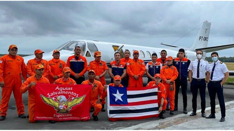 Bombeiros do Maranhão chegam à Bahia para auxiliar municípios atingidos por fortes chuvas Num primeiro momento 17 militares se deslocaram de avião para o território baiano.