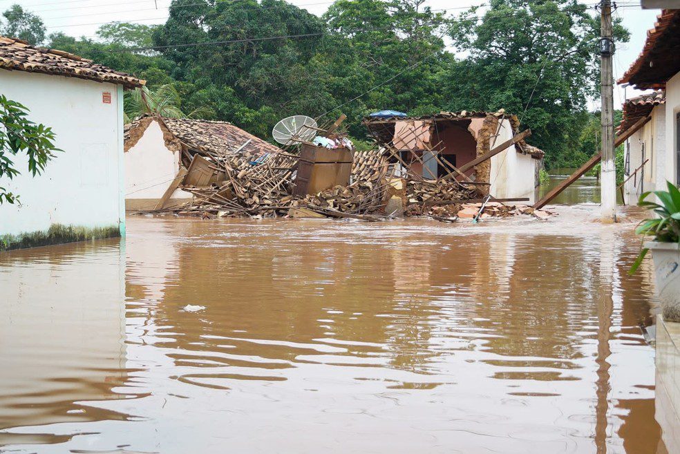 Seis municípios maranhenses estão em situação de emergência Mais de 770 famílias foram atingidas pelas enchentes. Um comitê com órgãos do estado foi criado e está percorrendo as cidades afetadas pelas inundações