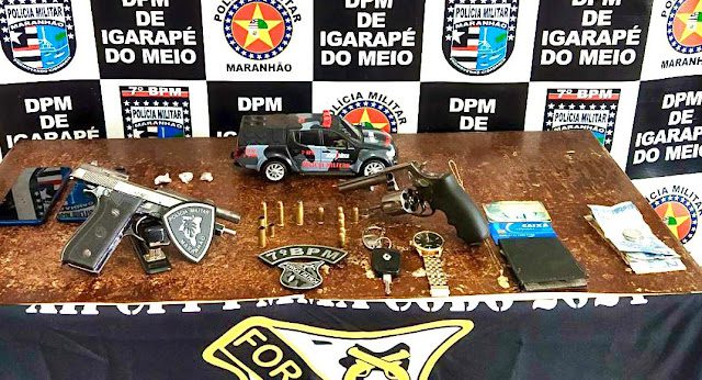 Dois suspeitos morrem em confronto com PMs em Igarapé do Meio Com a dupla foi apreendida armas, drogas e munições.