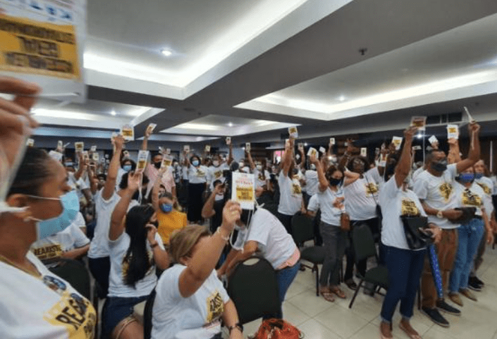 Professores da rede municipal de ensino de São Luís iniciam greve geral nessa segunda-feira (18)