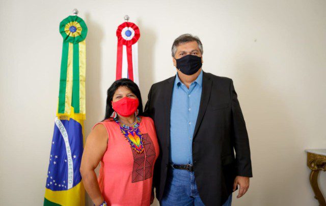 Alckmin confirma Flávio Dino e Sônia Guajajara na equipe de transição do governo Lula O anúncio foi feito nesta quarta-feira (16), no Centro Cultural Banco do Brasil (CCBB), em Brasília.