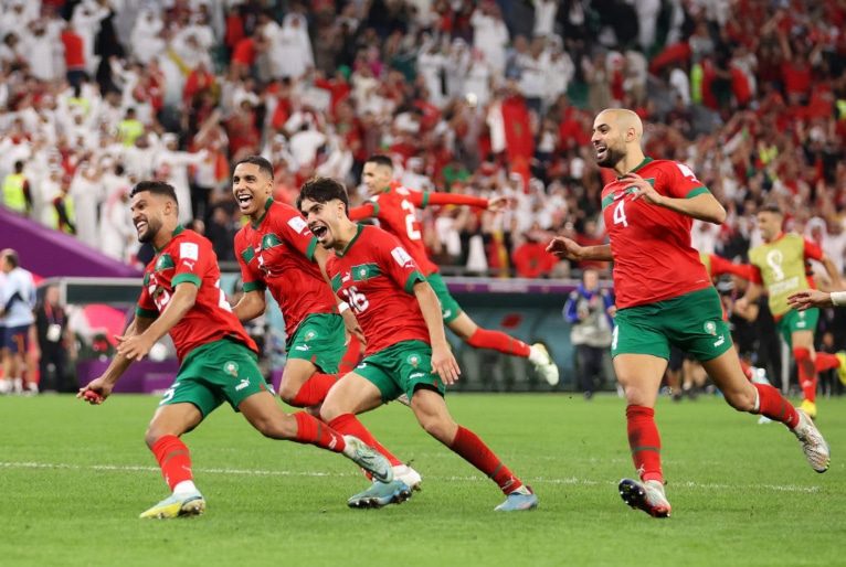 Marrocos supera a Espanha nos pênaltis e se classifica para as quartas pela primeira vez