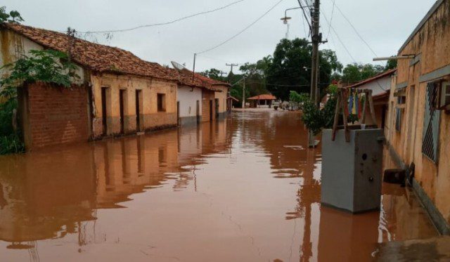 Sobe para 51 número de cidades em situação de emergência no Maranhão Até o momento, 31.437 famílias foram afetadas e 6.050 famílias estão desabrigadas e desalojadas.