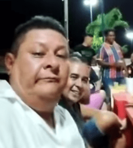 Vereador de Luís Domingues debocha de colega cassado ao lado do prefeito O vídeo foi compartilhado nas redes sociais.
