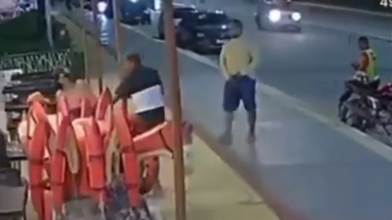 Homens armados assaltam clientes de restaurante na Litorânea, em São Luís